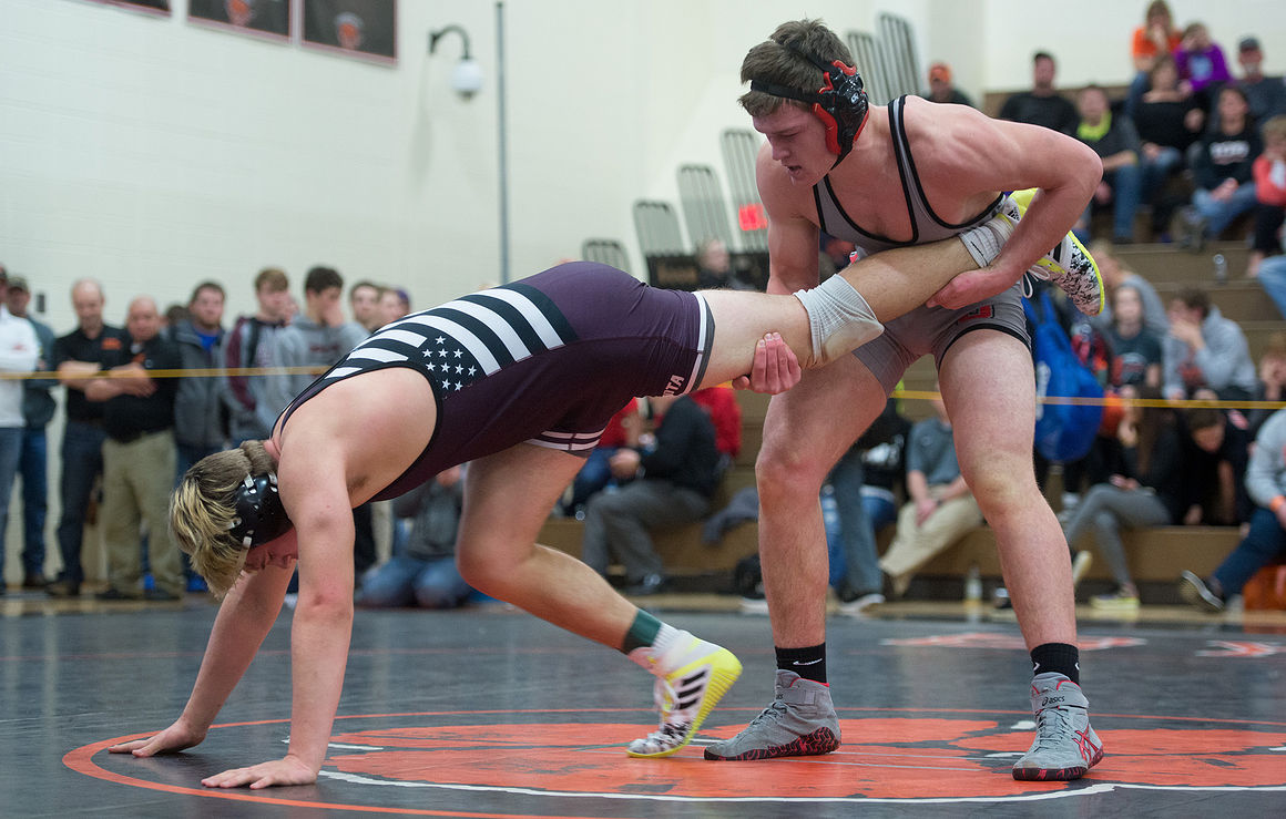 Fulton's Fleetwood rolls to 1A sectional title repeat
